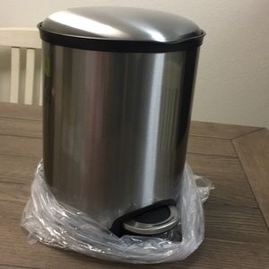 Sensible eco living stainless steel trash can